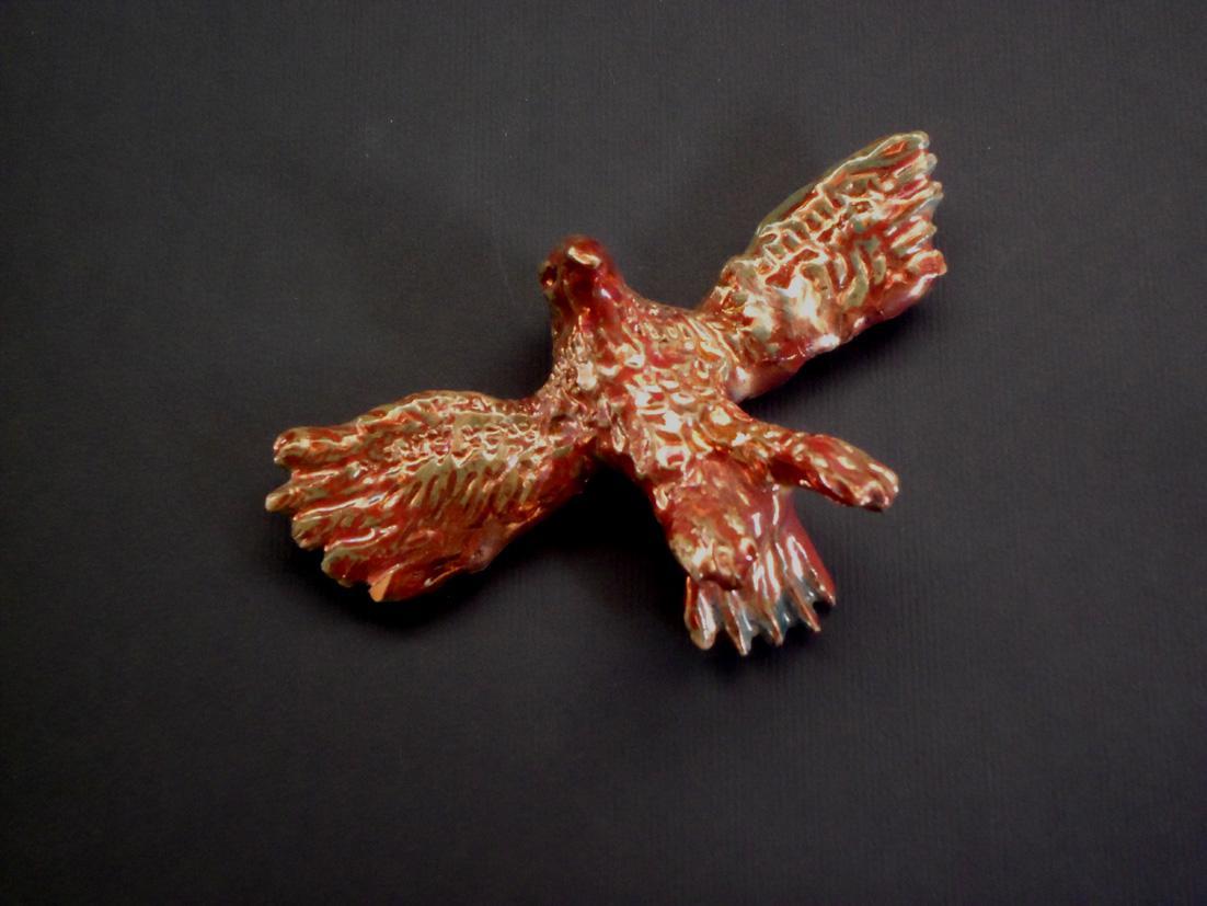 Aquila ceramica cangiante